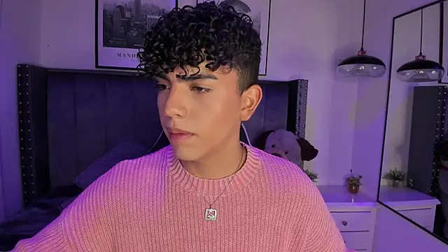 Niick Twiink online show from 12-18-25, 07:42