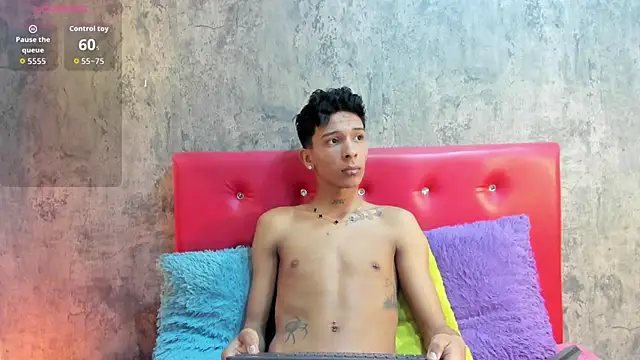 Max Steell online show from 11-13-25, 03:38