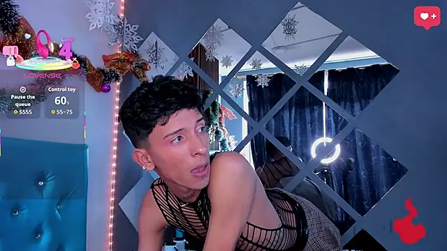 Max Steell online show from 11-26-25, 04:19