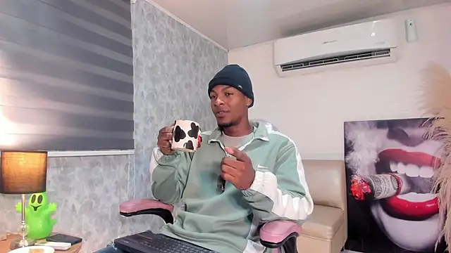 Snapshot of for_itan chatting on 11-13-25, 12:48 for itan online show from 11-13-25, 12:48