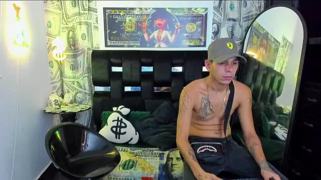 Snapshot of Magic_Duo chatting on 11-06-25, 11:55 Magic Duo online show from 11-06-25, 11:55