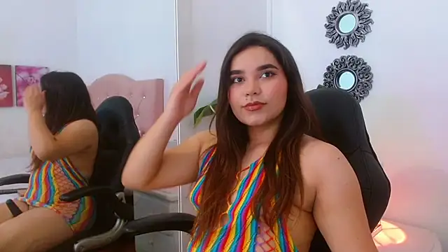 barbara baker  online show from 11-23-25, 03:17