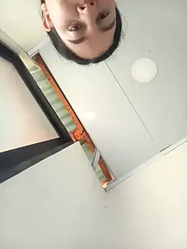 Camila-Valverde online show from 01-17-26, 07:06