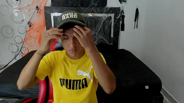 Snapshot of Maximiliano_Khalil chatting on 11-01-25, 07:49 Maximiliano Khalil online show from 11-01-25, 07:49