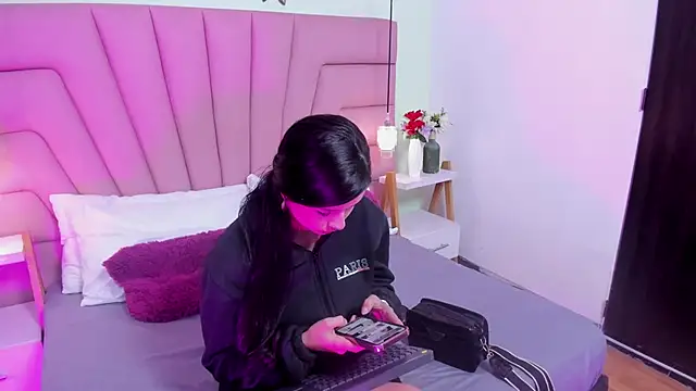 Kim Luna1 online show from 02-14-26, 03:09