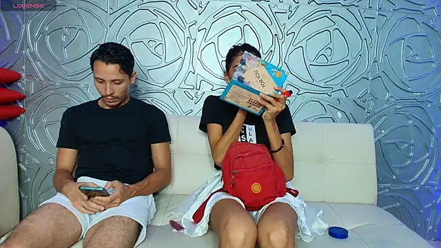 Snapshot of sweetgrap3 chatting on 12-15-25, 01:59 sweetgrap3 online show from 12-15-25, 01:59