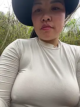 Snapshot of heodat-sexx chatting on 02-05-26, 05:12 heodat-sexx online show from 02-05-26, 05:12