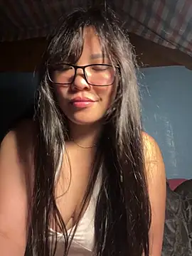 Snapshot of heodat-sexx chatting on 02-15-26, 09:30 heodat-sexx online show from 02-15-26, 09:30