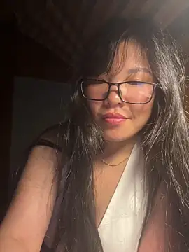 Snapshot of heodat-sexx chatting on 02-15-26, 09:44 heodat-sexx online show from 02-15-26, 09:44