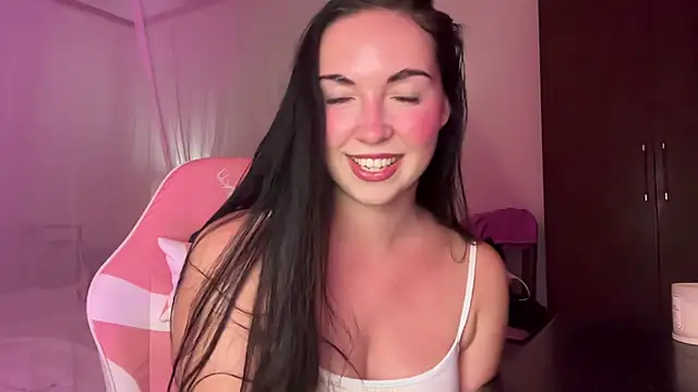 Bae Belle online show from 11-28-25, 06:10