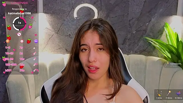 Nikka Tx online show from 11-26-25, 03:07