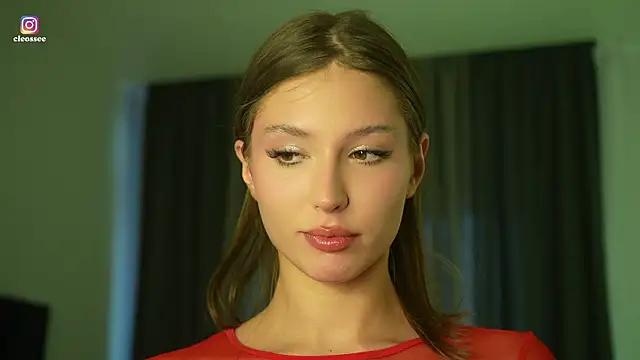 Snapshot of Cleose chatting on 03-12-26, 07:14 Cleose online show from 03-12-26, 07:14