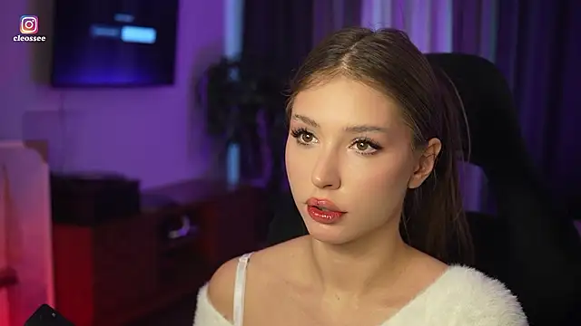 Snapshot of Cleose chatting on 03-20-26, 07:02 Cleose online show from 03-20-26, 07:02