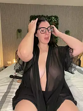 Snapshot of MysteryGirl__ chatting on 11-20-25, 09:09 MysteryGirl online show from 11-20-25, 09:09