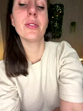 Snapshot of MysteryGirl__ chatting on 12-16-25, 09:14 MysteryGirl online show from 12-16-25, 09:14