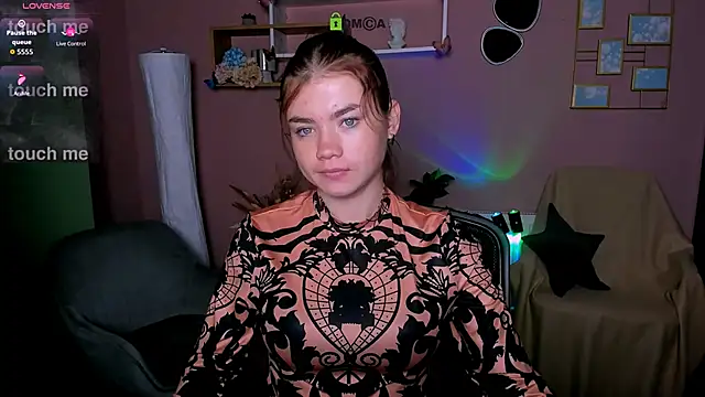 isabel wave online show from 11-18-25, 07:46