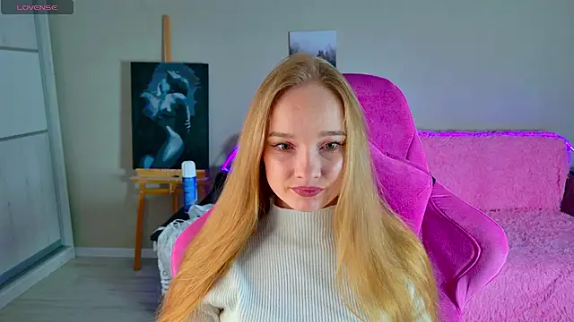 Snapshot of Shawty_Mia chatting on 11-28-25, 02:20 Shawty Mia online show from 11-28-25, 02:20