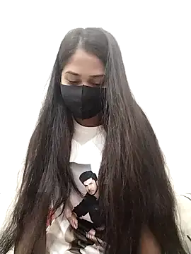 Green LaDY66 online show from 11-13-25, 02:21