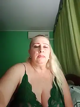 Esenia505 online show from 10-30-25, 04:19