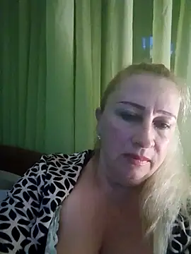 Snapshot of Esenia505 chatting on 11-05-25, 03:56 Esenia505 online show from 11-05-25, 03:56