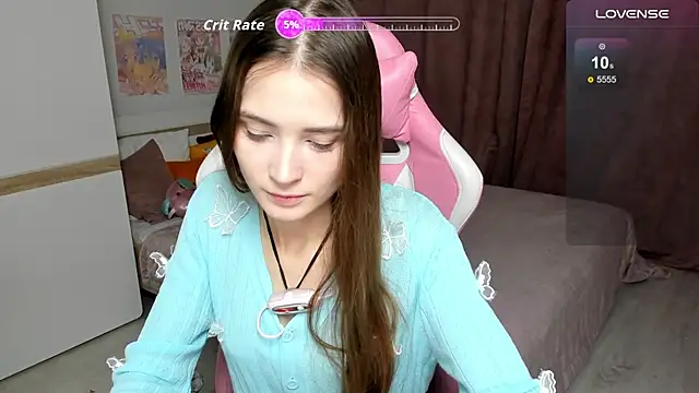 Snapshot of Hana_Flo_ chatting on 11-28-25, 02:31 Hana Flo online show from 11-28-25, 02:31