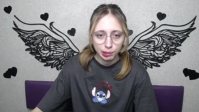 TracyLll online show from 02-28-26, 06:14