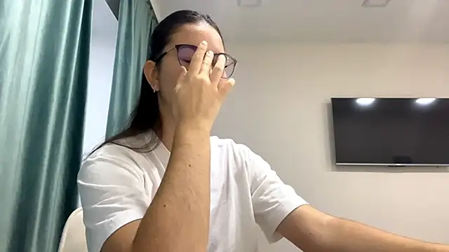 Allisgree online show from 11-12-25, 06:14