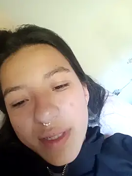 Skay bluee online show from 11-24-25, 06:07