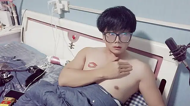 Snapshot of chenwen520 chatting on 10-30-25, 02:07 chenwen520 online show from 10-30-25, 02:07