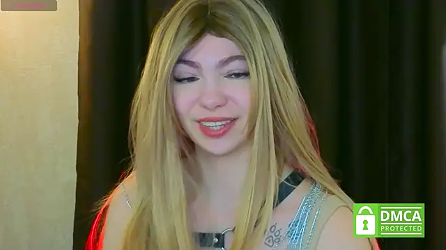 Snapshot of sophiaxoxo chatting on 10-29-25, 10:17 sophiaxoxo online show from 10-29-25, 10:17