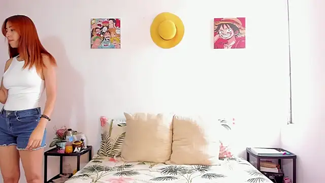 Snapshot of julialex_ chatting on 11-09-25, 06:39 julialex online show from 11-09-25, 06:39