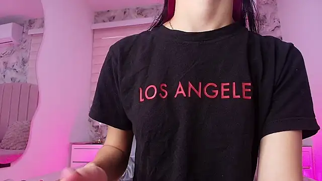 Snapshot of emma_trix chatting on 04-06-26, 12:39 emma trix online show from 04-06-26, 12:39