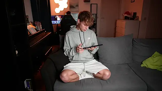 InnocentGuysOF online show from 11-27-25, 06:21