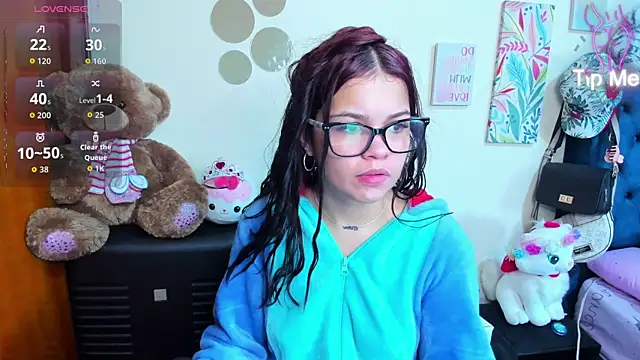 Emma boo online show from 01-10-26, 03:25