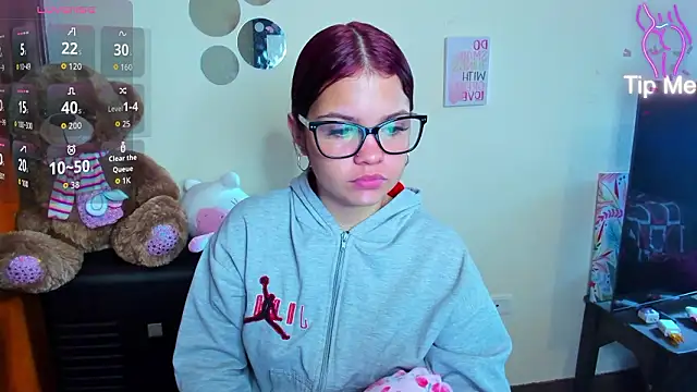 Emma boo online show from 02-16-26, 03:19