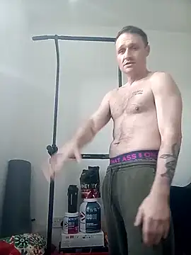 Snapshot of Caliguy36 chatting on 03-13-26, 02:34 Caliguy36 online show from 03-13-26, 02:34