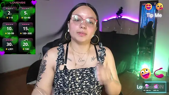 Snapshot of _anne_hot21 chatting on 11-07-25, 12:49 anne hot21 online show from 11-07-25, 12:49