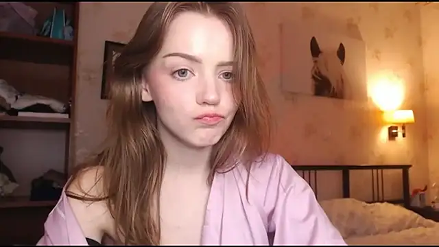 Snapshot of Olivia_Mennso chatting on 10-28-25, 10:23 Olivia Mennso online show from 10-28-25, 10:23