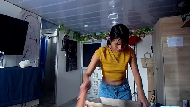 Samara Homescapes online show from 11-17-25, 04:46