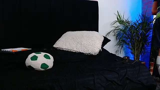 Snapshot of jaiden_thoner chatting on 11-09-25, 06:01 jaiden thoner online show from 11-09-25, 06:01