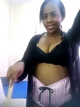 Snapshot of Diosa339 chatting on 01-09-26, 02:20 Diosa339 online show from 01-09-26, 02:20