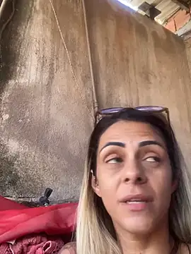 Snapshot of sabrinaneves chatting on 03-15-26, 01:28 sabrinaneves online show from 03-15-26, 01:28