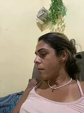 Snapshot of sabrinaneves chatting on 04-04-26, 10:29 sabrinaneves online show from 04-04-26, 10:29