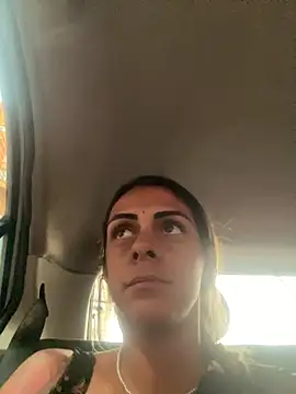 Snapshot of sabrinaneves chatting on 04-09-26, 10:42 sabrinaneves online show from 04-09-26, 10:42