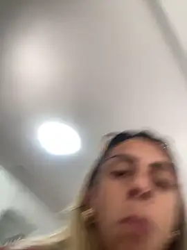 Snapshot of sabrinaneves chatting on 04-16-26, 02:29 sabrinaneves online show from 04-16-26, 02:29