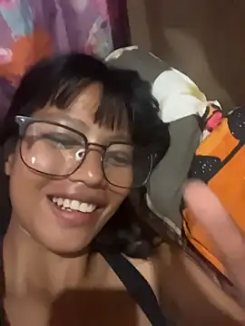 hottiebabe23 online show from 11-17-25, 11:54