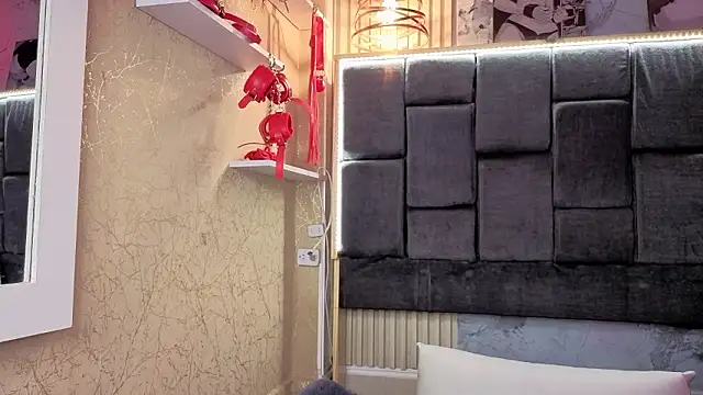 Im-Lola online show from 02-11-26, 12:15