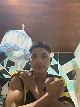 Snapshot of Abismo523 chatting on 10-30-25, 03:41 Abismo523 online show from 10-30-25, 03:41