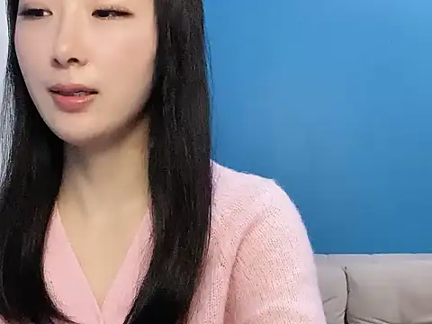 Snapshot of ella55-- chatting on 11-09-25, 04:22 ella55-- online show from 11-09-25, 04:22