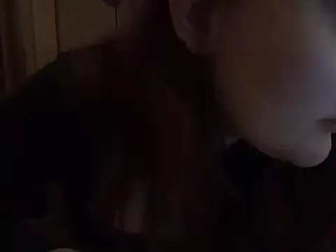 Snapshot of Secretly_seductive_wife chatting on 11-02-25, 01:19 Secretly seductive wife online show from 11-02-25, 01:19